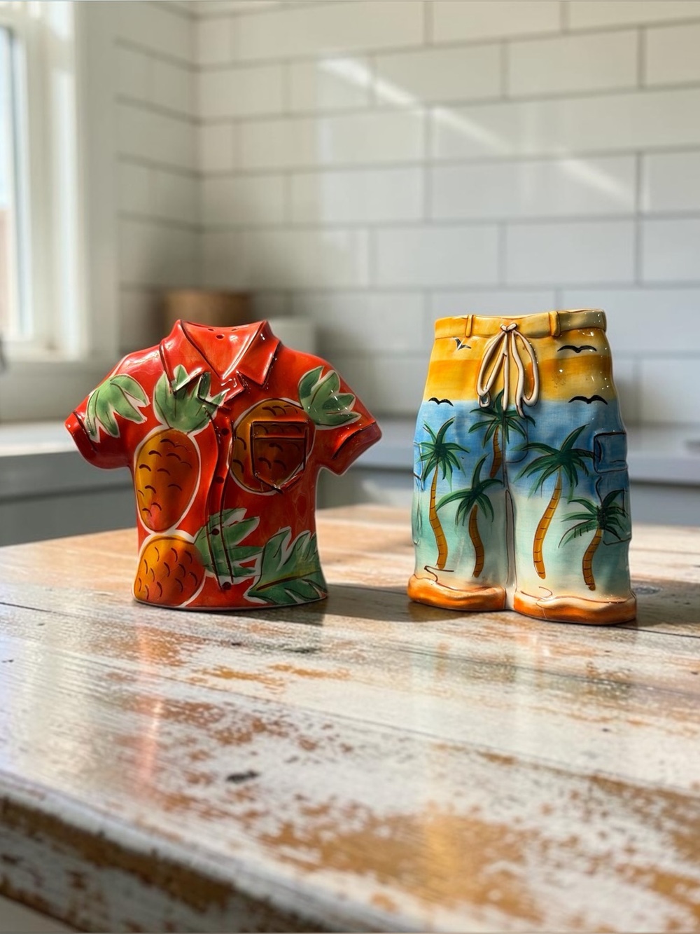 CLAY ART TROPICAL HAWAIIAN SHIRT & PANTS SALT AND PEPPER SHAKER SET